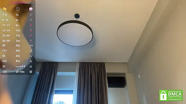 AveryBerkson stripchat live cam model