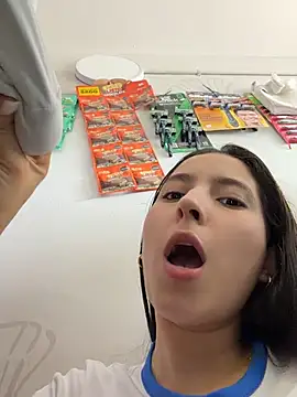 LittleDoll___ stripchat live cam model