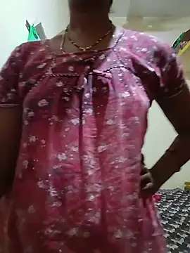Kavya5500 stripchat live cam model