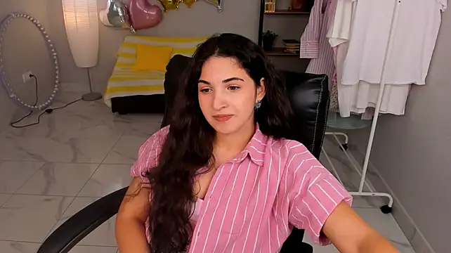 KendallHolt stripchat live cam model