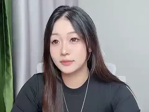 yanyan2007 stripchat live cam model