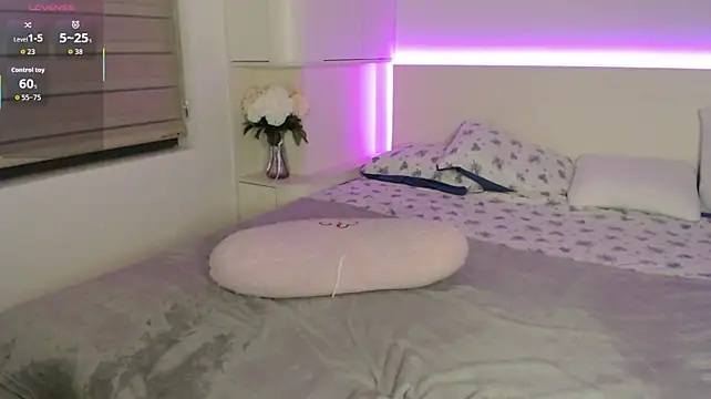 NoirKare stripchat live cam model