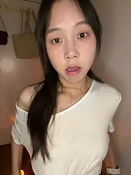 Anna-a stripchat live cam model