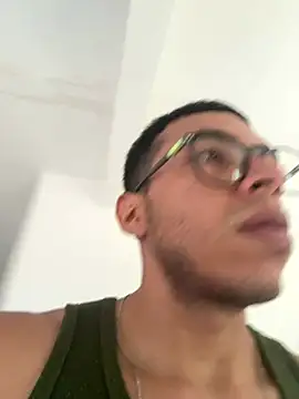 alejandrocock23 stripchat live cam model