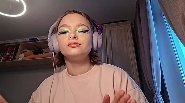 WoodPracice stripchat live cam model