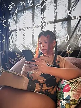 A_Good_Witch stripchat live cam model