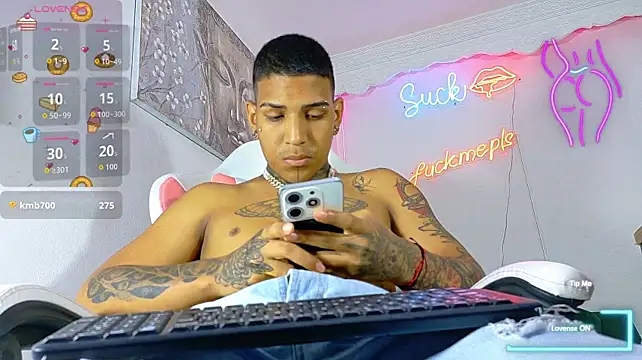 Smith-Andy stripchat live cam model