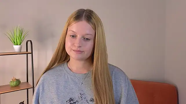 SloaneGeorge stripchat live cam model