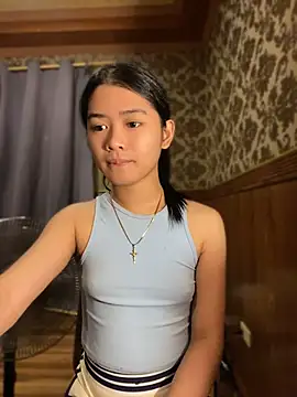 hugecock_molly stripchat live cam model