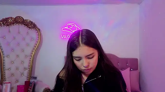 ISABELA_TAY stripchat live cam model