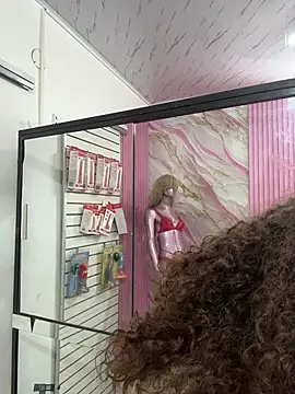ariferrero stripchat live cam model