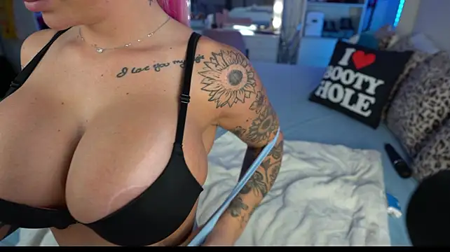 emmagray001 stripchat live cam model