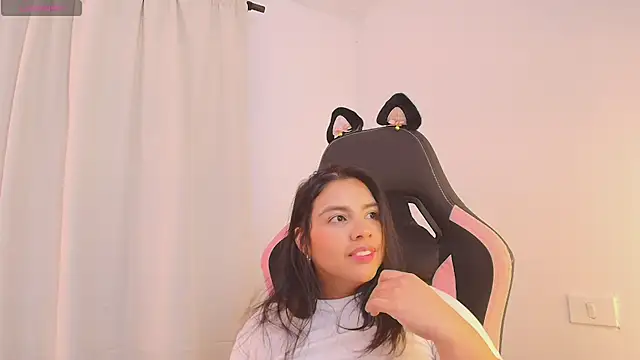 Brenda__gomez stripchat live cam model