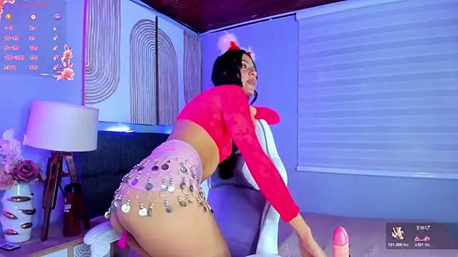 kiara_goldd stripchat live cam model