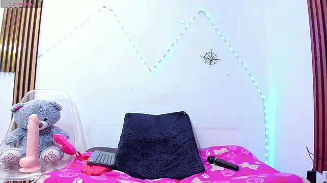 Nikita20_ stripchat live cam model
