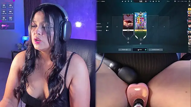 LuciaReid stripchat live cam model