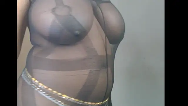 Ebonydripqueen stripchat live cam model