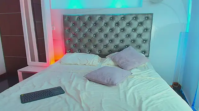 ShallomMuse stripchat live cam model