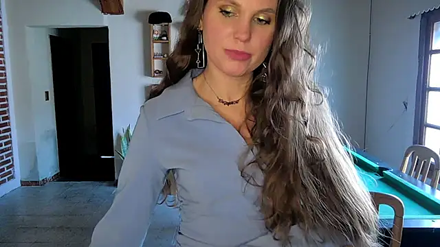 JacklynSwisshelm stripchat live cam model