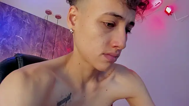 megan_100 stripchat live cam model
