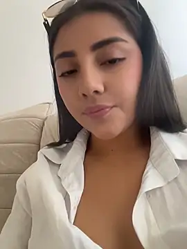 Sammyy_torres stripchat live cam model