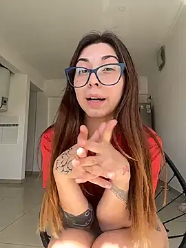 luschannen0 stripchat live cam model