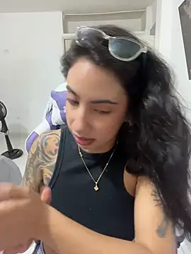 Heratemporal stripchat live cam model