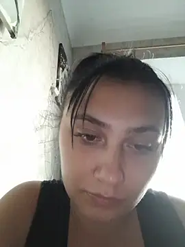 madinaStar stripchat live cam model