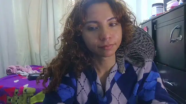 VioletV stripchat live cam model