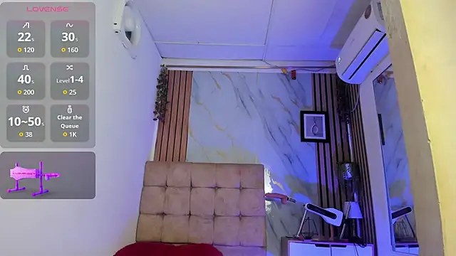 nyx_white_Gay stripchat live cam model