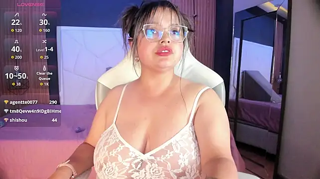 VictoriaLombardy stripchat live cam model