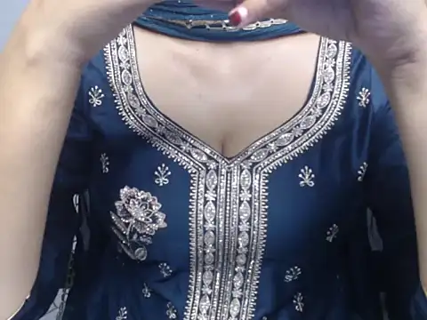 Official_Yashvi stripchat live cam model