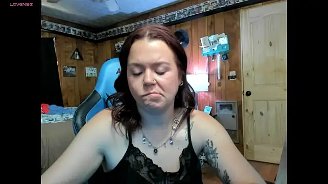 ourlittesecret2269 stripchat live cam model