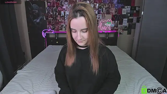 Min1Kara stripchat live cam model