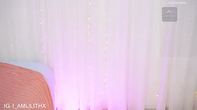 ItsJuli stripchat live cam model