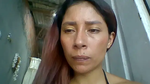 sexswetboll stripchat live cam model