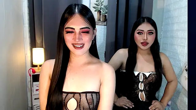 10inchMatildaRiches stripchat live cam model