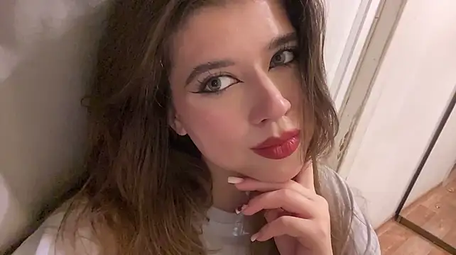 TildaKauble stripchat live cam model