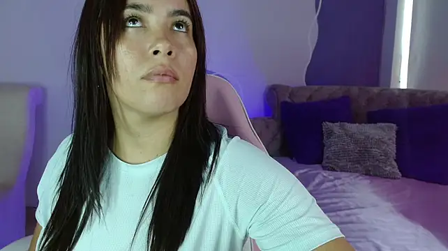 foxyscarletmh stripchat live cam model
