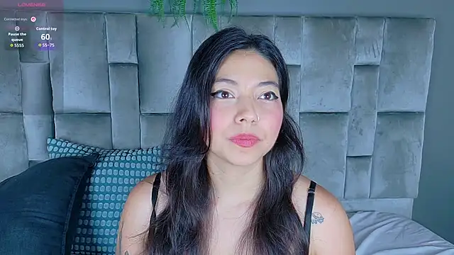 AnnieRouse__ stripchat live cam model