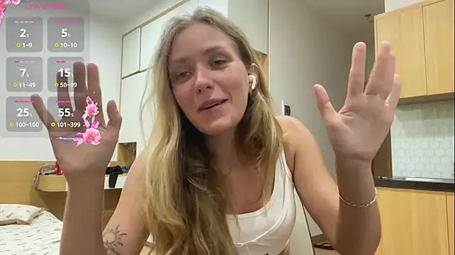 One_On_Mllion stripchat live cam model