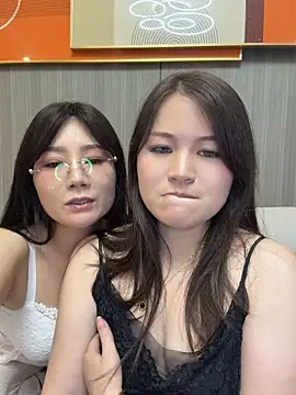 Daina-01 stripchat live cam model