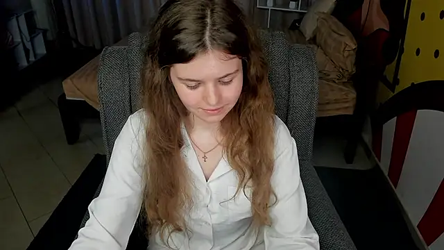 Lilith-BloomX stripchat live cam model