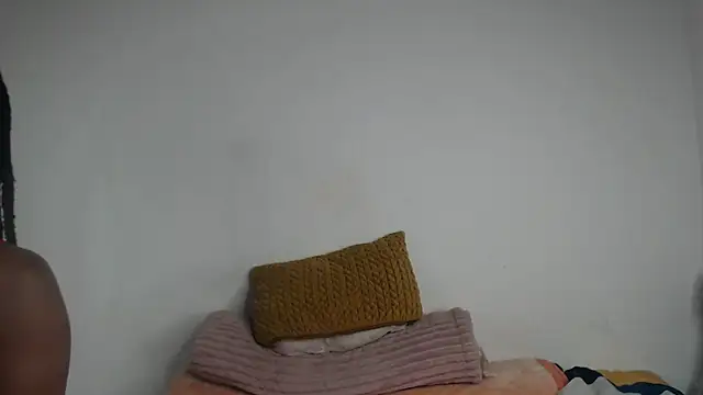 Jah-Queen stripchat live cam model