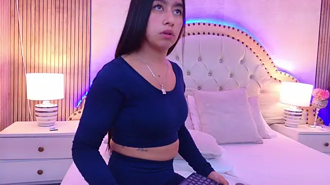 AlenaColeman stripchat live cam model