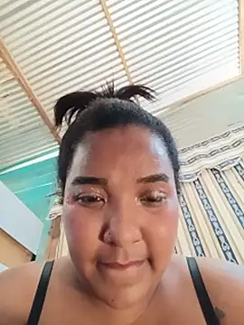 Leisy27 stripchat live cam model