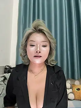 Yuanbaoba-00 stripchat live cam model