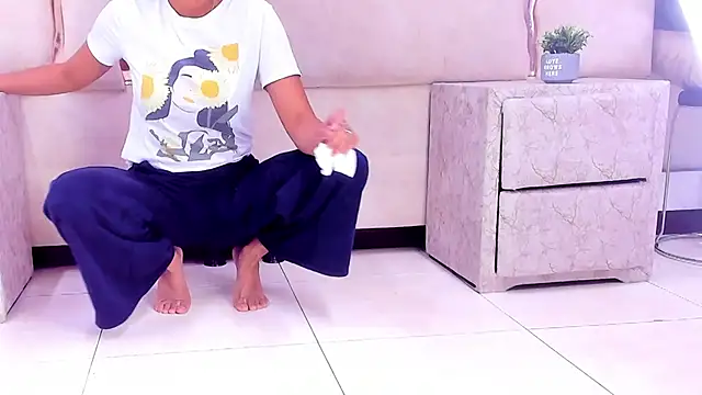 AmiraDulcee stripchat live cam model