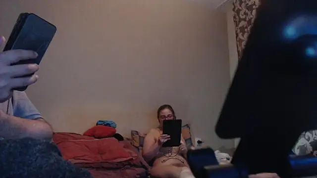 MoonedByEva2025 stripchat live cam model
