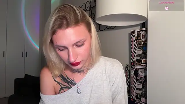 twl8vibe stripchat live cam model